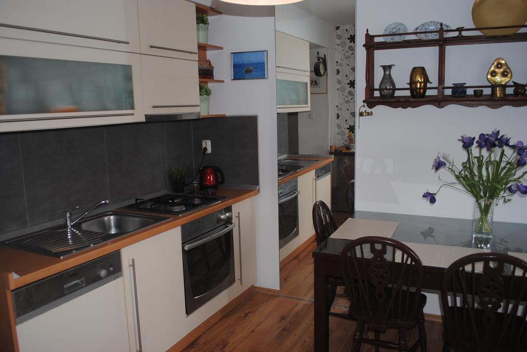 Apartment Optimist Makarska Zimmer foto