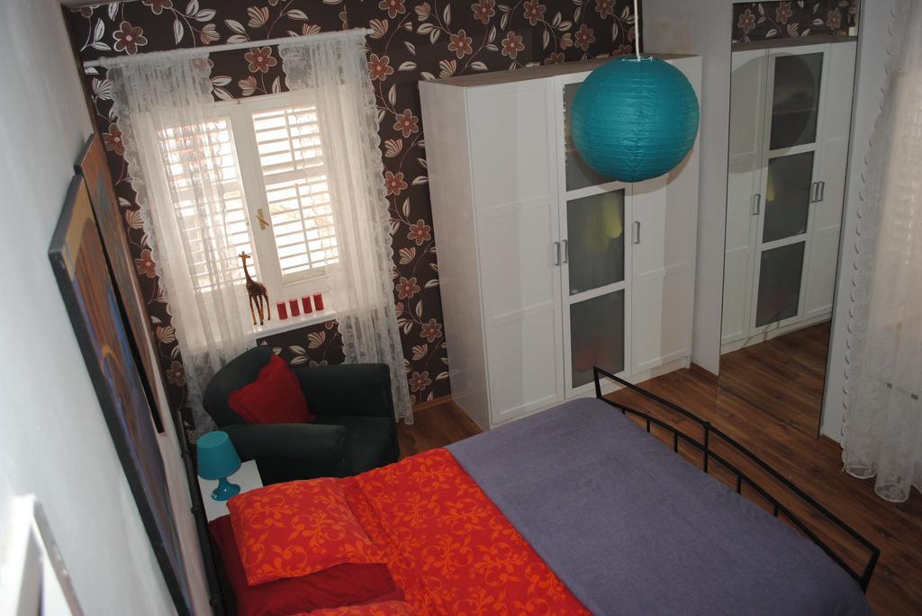 Apartment Optimist Makarska Zimmer foto